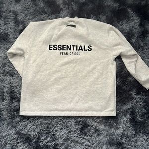 essential (fear of god) crewneck